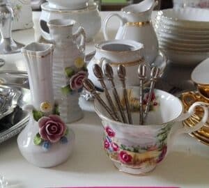 HIGH TEA SERVIES HUREN