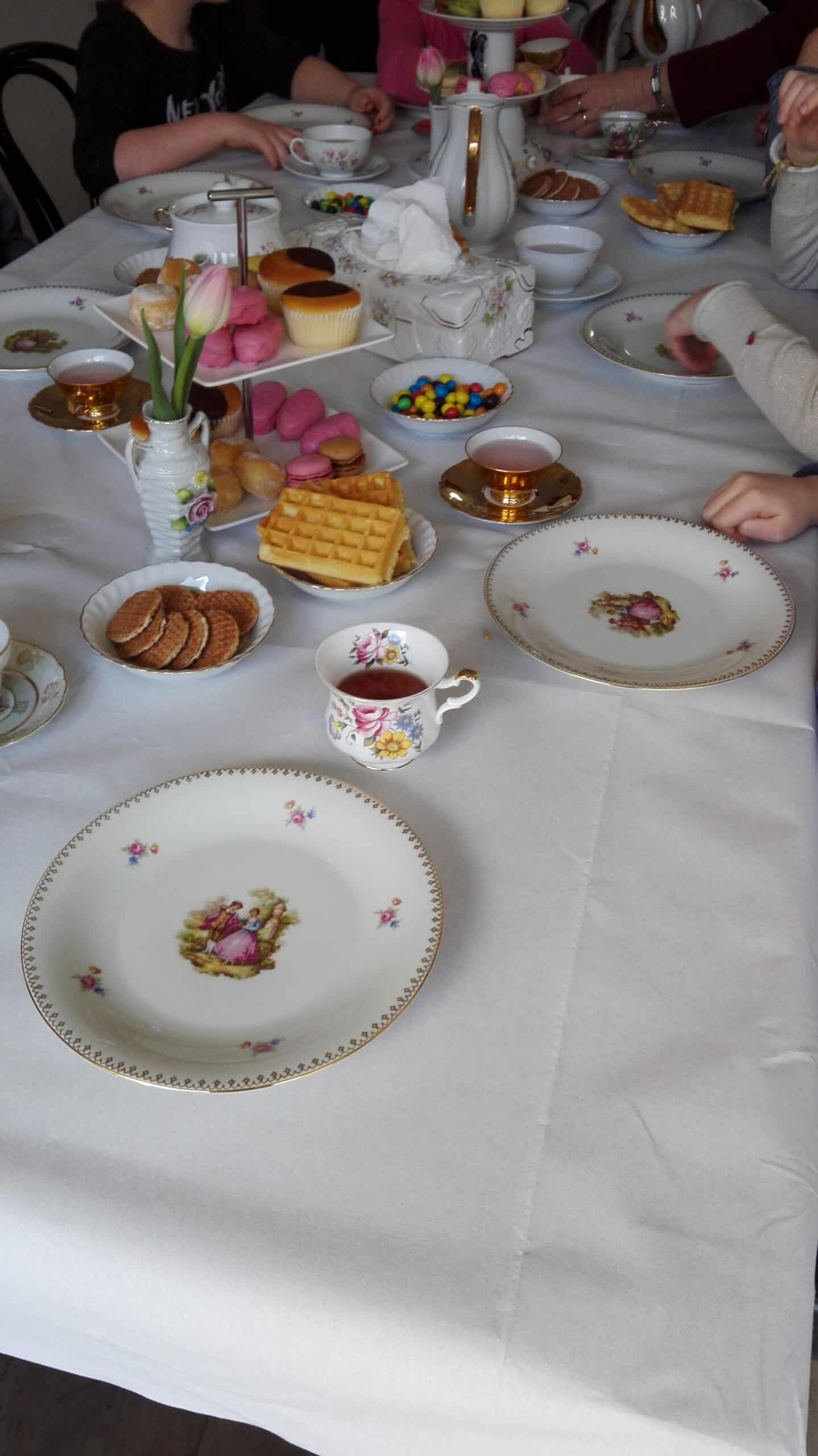 HIGH TEA SERVIES HUREN - Afbeelding 2